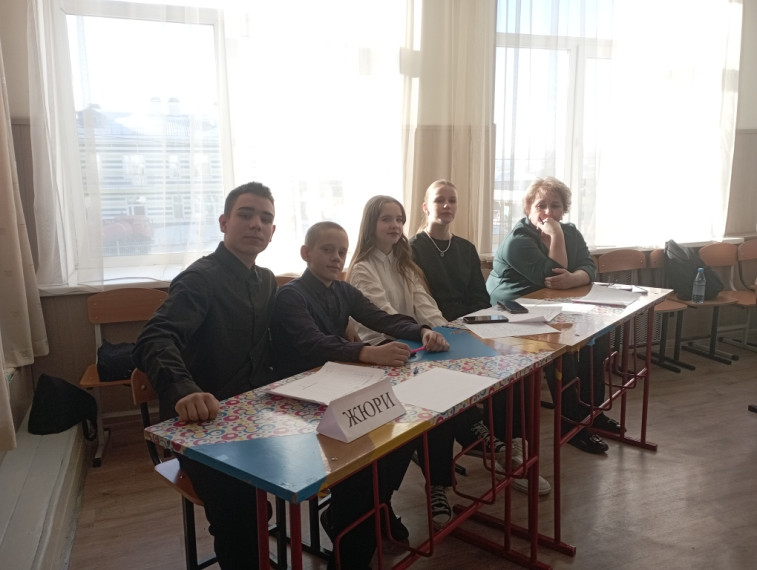 Школьный дискуссионный клуб.